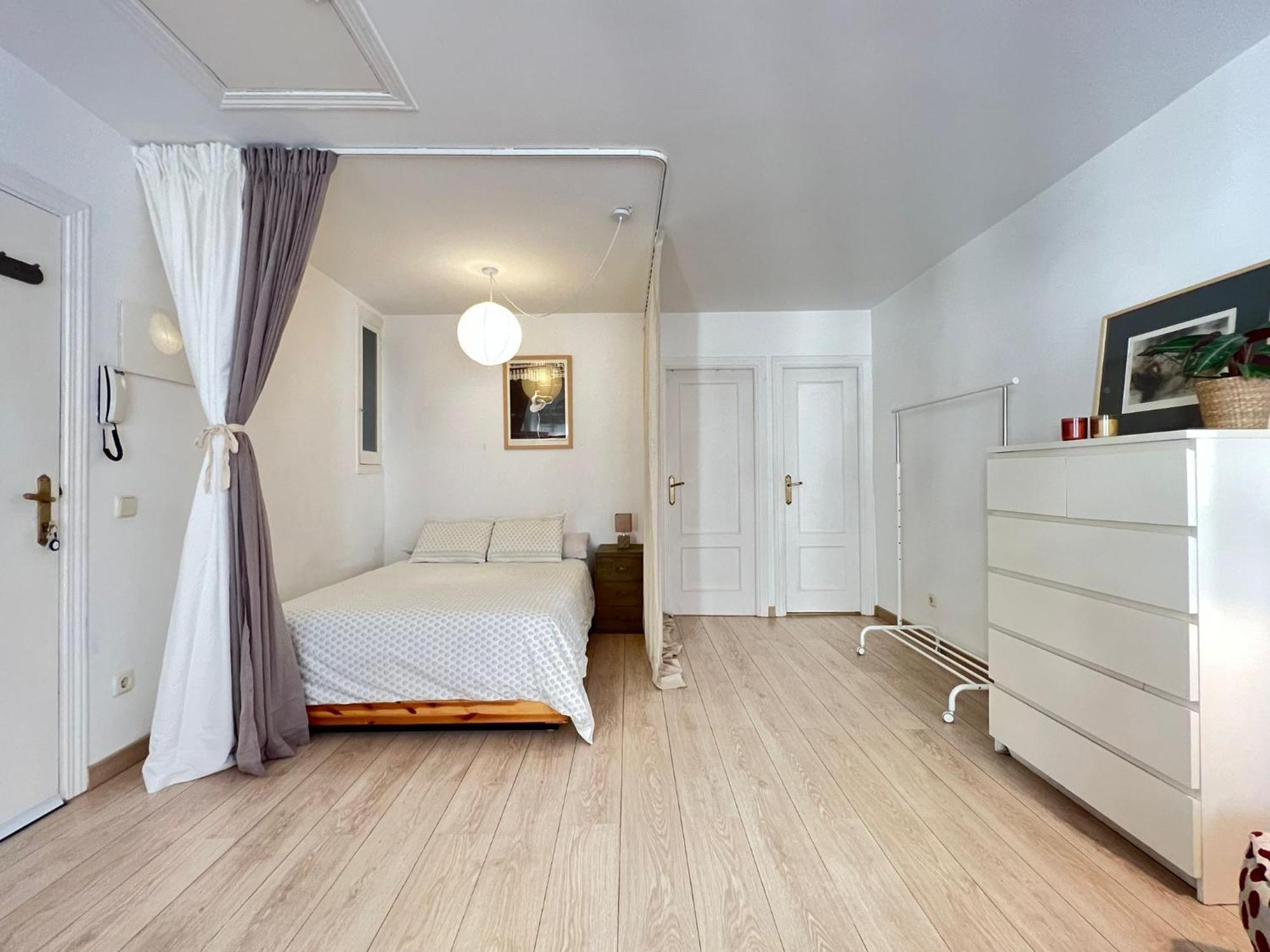 Lovely studio con balconcitos Madrid Esterno foto